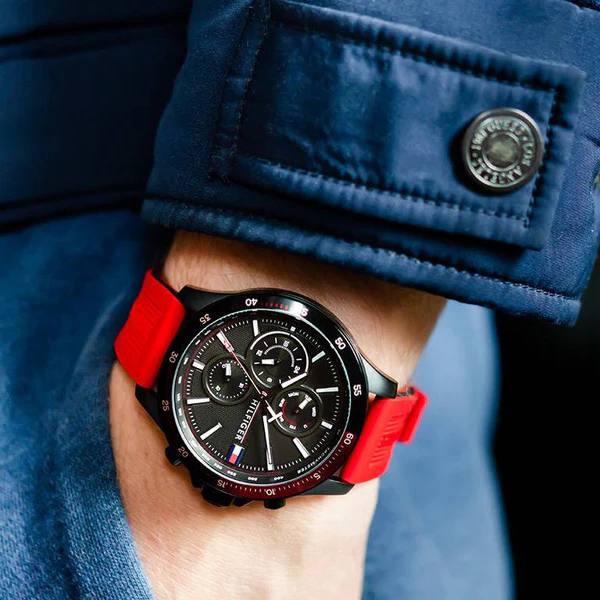 Montre Homme Tommy Hilfiger Multifonction – Bracelet Silicone (Rouge ou Noir) - Image 5