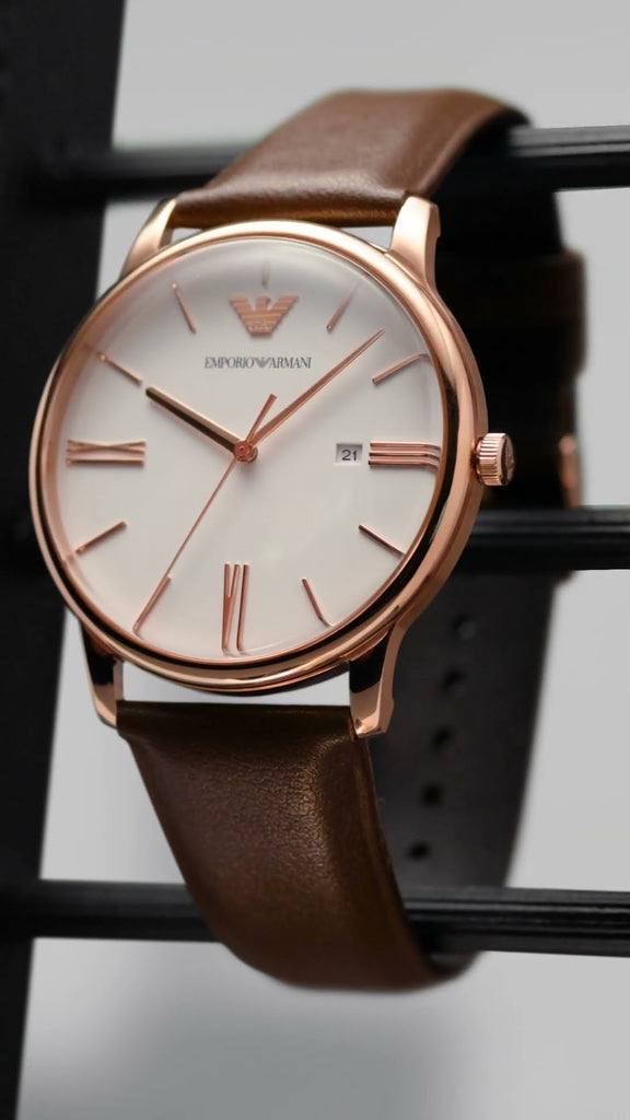 Montre Emporio Armani Homme Cadran Blanc – Boîtier Rose Gold Bracelet Cuir Marron - Image 4